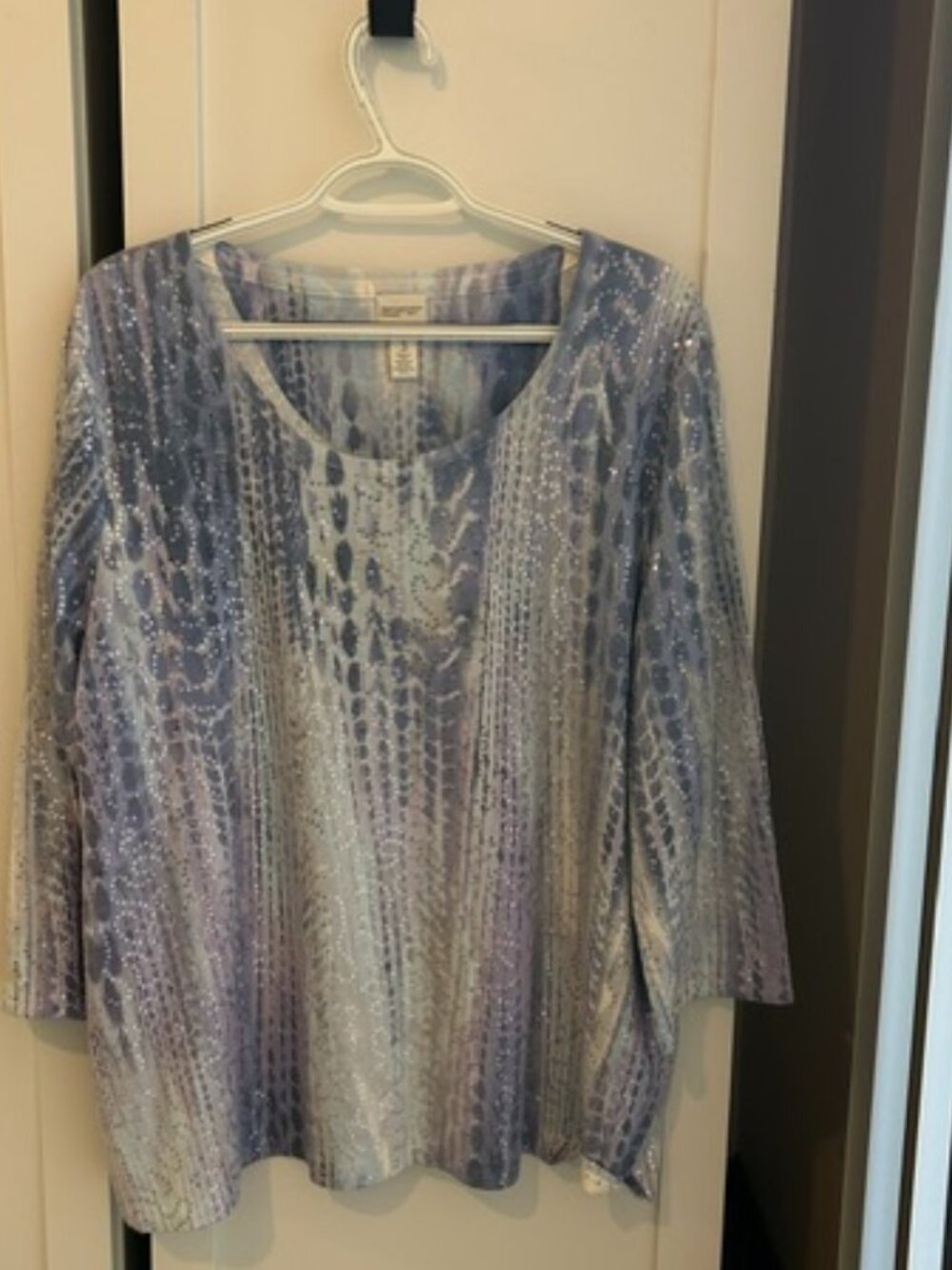Zenergy by Chico's Sequined Light Blue  Patterned Blouse Size XL